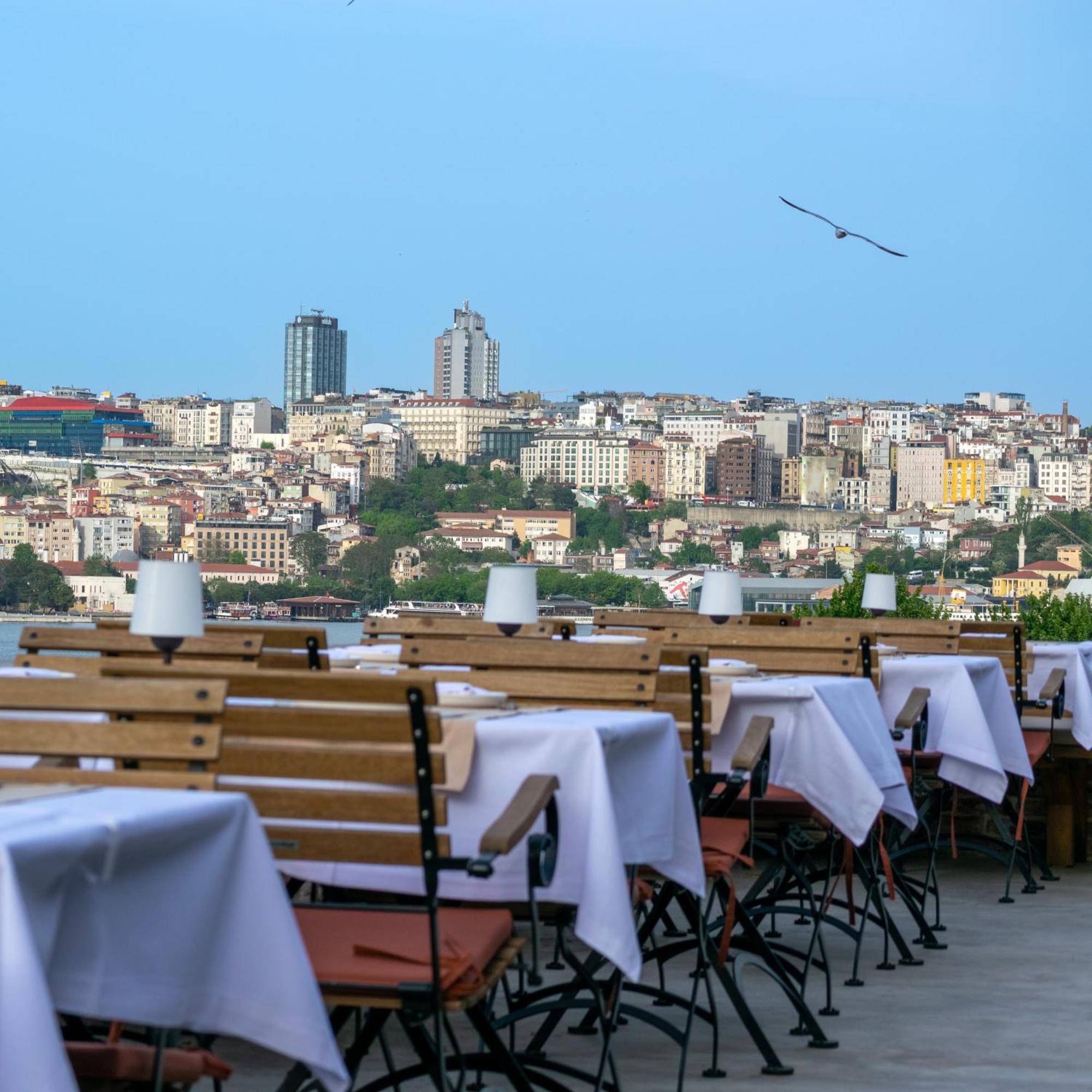 Petrion Hotel Istanbul Exterior photo